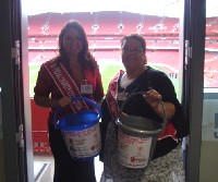 Arsenal fans help Building for Babies